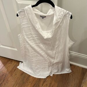 Habitat sleeveless white diagonal pattern blouse. Size 1X